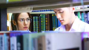 Xem Phim Chuyện kinh dị trường học