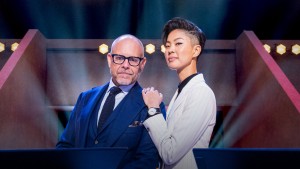 Xem Phim Iron Chef: Tìm kiếm đầu bếp huyền thoại