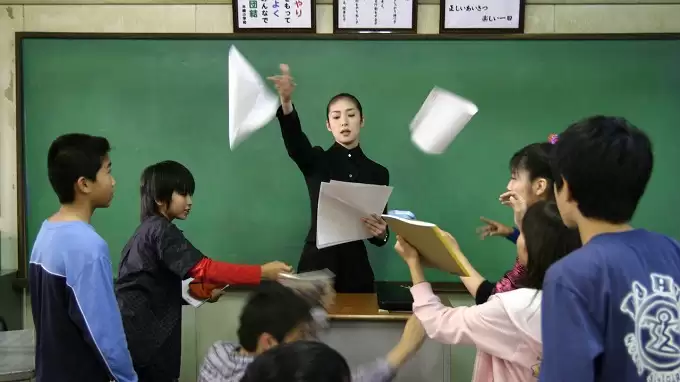 Phim Lớp Học Của Nữ Hoàng (Bản Nhật) - The Queen's Classroom (2005) Phim Lớp Học Của Nữ Hoàng (Bản Nhật) - The Queen's Classroom (2005)