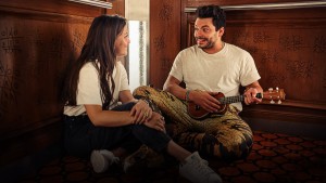 Phim Năm mới kẹt với nàng - Stuck with You (2022) Phim Năm mới kẹt với nàng - Stuck with You (2022)