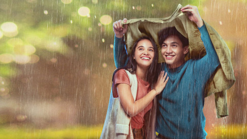 Xem Phim Như cơn mưa rơi trên mặt đất